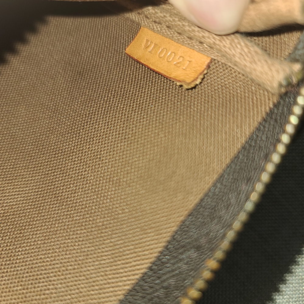 Louis Vuitton Brown Monogram Clutch - Picture 3 of 10